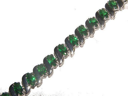 ***STUNNING!!1*** GORGEOUS EMERALD TENNIS BRACELET!!