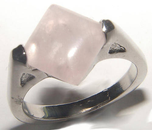 *** AU NATURAL!!*** NATURAL ROSE QUARTZ SILVER RING - NEW!
