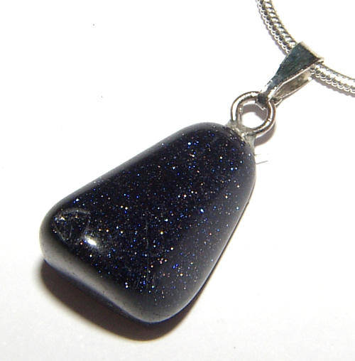 STUNNING NATURAL SUNSTONE DRUM STONE PENDANT!!