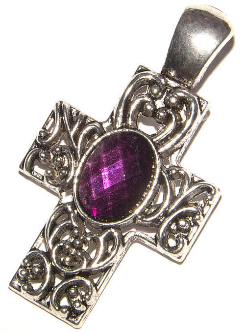 ***NEW!!*** STUNNING SILVER FILIGREE CROSS PENDANT!