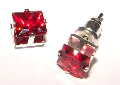 ***NEW!*** BEAUTIFUL CUBIC ZIRCONIA FASHION STUD EARRINGS!!!