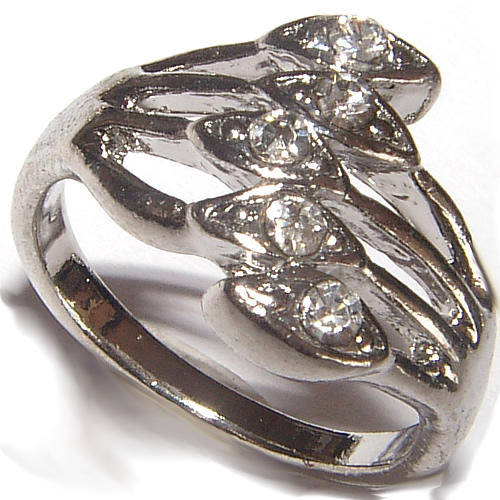 ****SWEET RHINESTONE PARTY RINGS!!***NO COMBINING FEE ON PARTY RINGS - STACK-EM!!