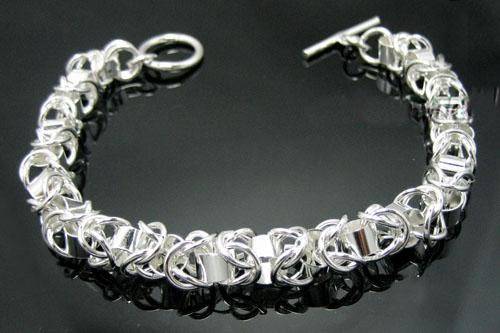 ***L@@@@K!!*** STUNNING SILVER BRACELET WITH TOGGLE CLASP!!