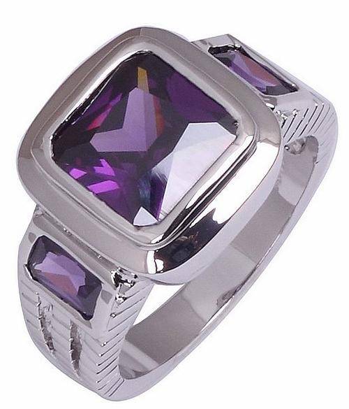 ***WOAW!!!***STUNNING AMETHYST COCKTAIL SOLITAIRE RING!!!