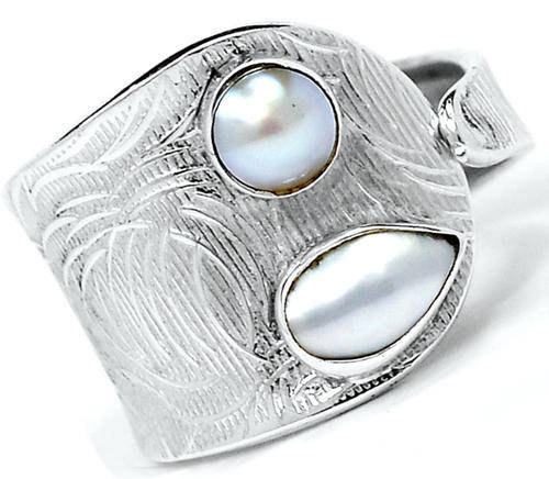 ***UNUSUAL DESIGN!!!*** HIGH LUSTRE MABE PEARLS IN SOLID STERLING SILVER RING!!!