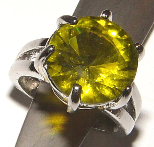 ***SIZE - 6 ***SPARKLING CARNIVAL DRESS RING - WOAW!!!