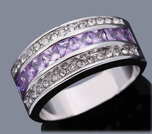 *** SIZE 7 ***STUNNING AMETHYST WHITE GOLD RING!!!