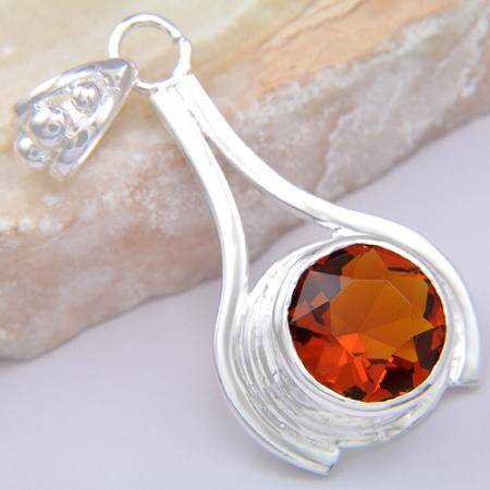 ***GORGEOUS AND NEW!!!***STUNNING BRAZIL CITRINE IN STERLING SILVER PENDANT!!!