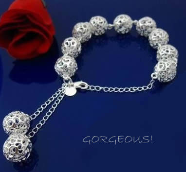 ***GORGEOUS!!*** STUNNING STERLING SILVER FILIGREE HOLLOW BALL BRACELET!!