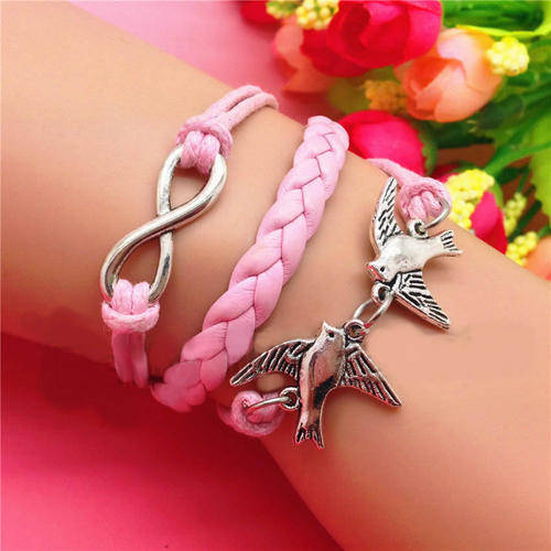 **GORGEOUS AND HOT!!***BEAUTIFUL INFINITY DREAM LOVE BRACELET!