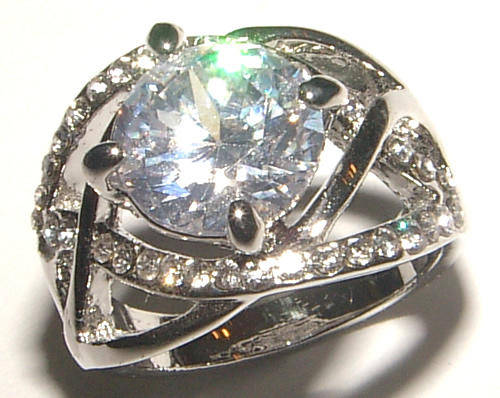 **SIZE Q 1/2**BEAUTIFUL CZ AND RHINESTONE ENCRUSTED DRESS RING!