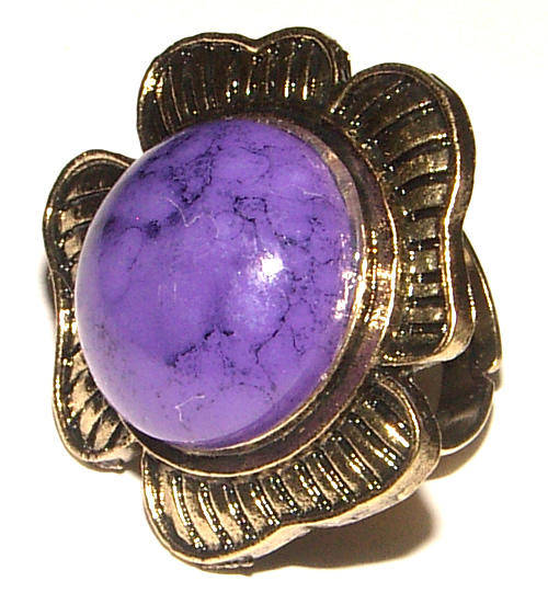 *** BOLD AND BEAUTIFUL *** IMITATION GEMSTONE DRESS RING - ADJUSTABLE!
