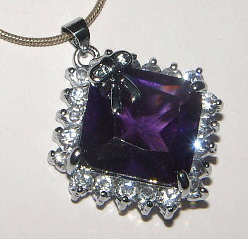 **FAIRYTALE COLLECTION!** SWEET PURPLE FACETED CRYSTAL PENDANT - NEW!