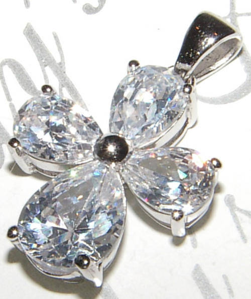 SWEET CUBIC ZIRCONIA CROSS PENDANT - STUNNING ITEM!