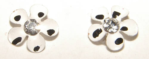 FASHION JEWELLERY - SPARKLING CRYSTAL FLOWER STUD EARRINGS - 7mm