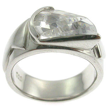 WHITE CZ STERLING SILVER RING.