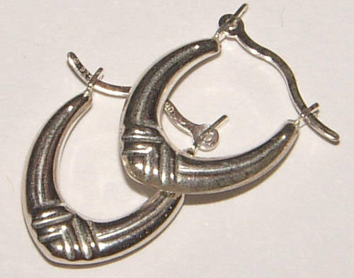 ***Feminine***Sterling Silver Silver Creole Hoop Earrings - PRETTY!!!