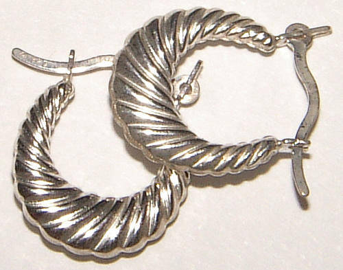 ***Feminine***Sterling Silver Silver Creole Hoop Earrings - PRETTY!!!