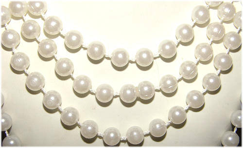 STUNNINGLY ELEGANT PEARL NECKLACE!