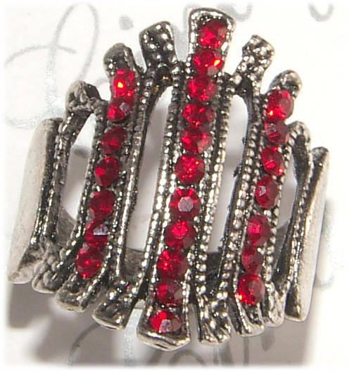 BEAUTIFUL RHINESTONE ENCRUSTED DRESS RING - ***NEW***!