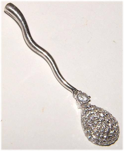 DESIGNER INSPIRED WHITE DIAMOND SIMULANT RHODIUM PLATED  LINEAR PENDANT.