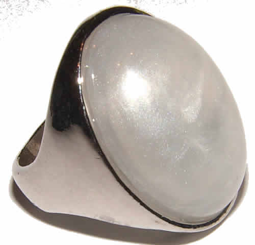 *** BOLD IS BEAUTIFUL!!*** SILVER BLING RING - NEW!