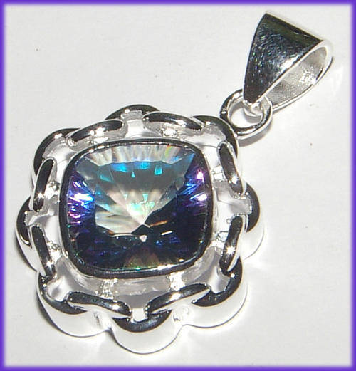 ***NATURAL GEMSTONES!!!***STUNNING NATURAL MYSTIC TOPAZ IN STERLING SILVER PENDANT!!!