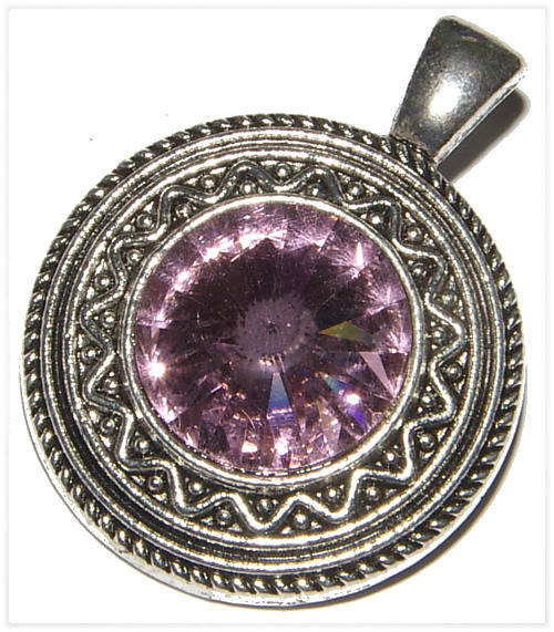***BRAND NEW!!!*** STUNNING CRYSTAL ENHANCER WITH OPENING BAIL!