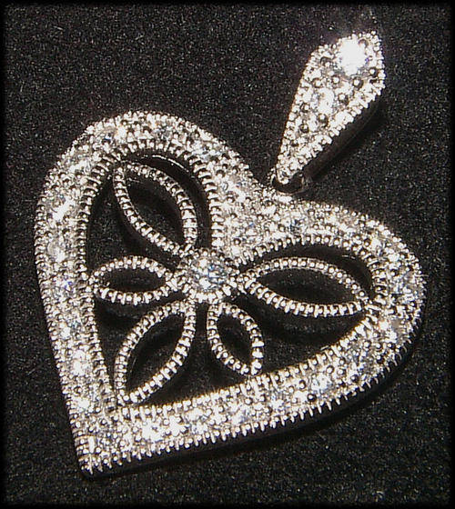 ***BEAUTIFUL!!***Diamond Encrusted Heart Pendant!!!