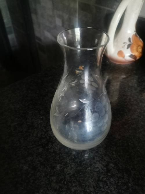 Colectable water decanter