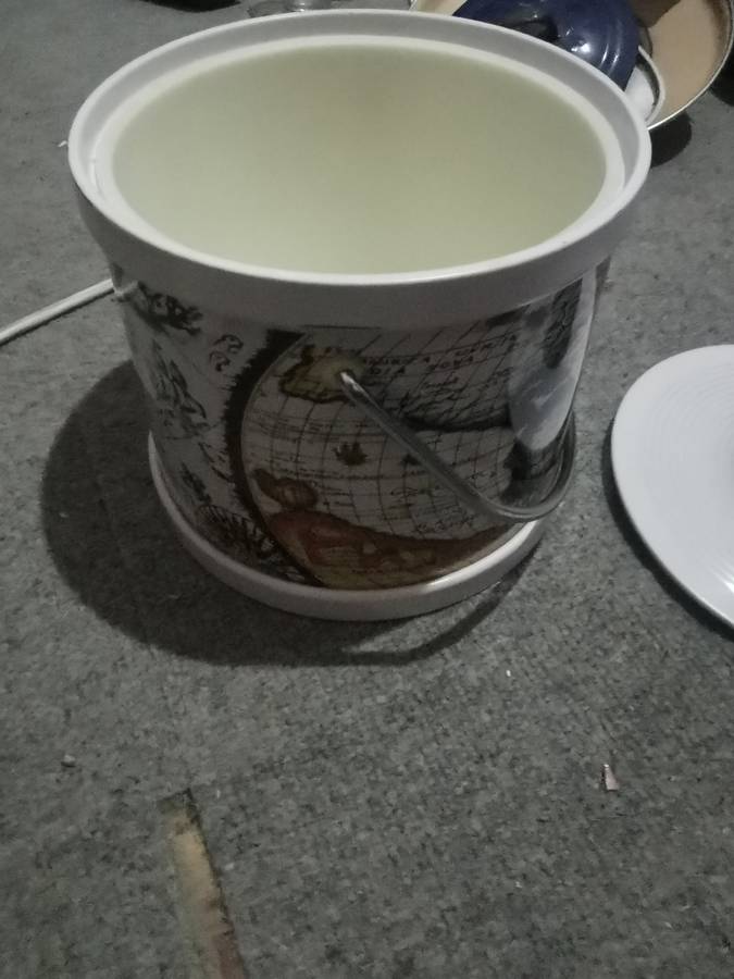 VINTAGE ICE BUCKET