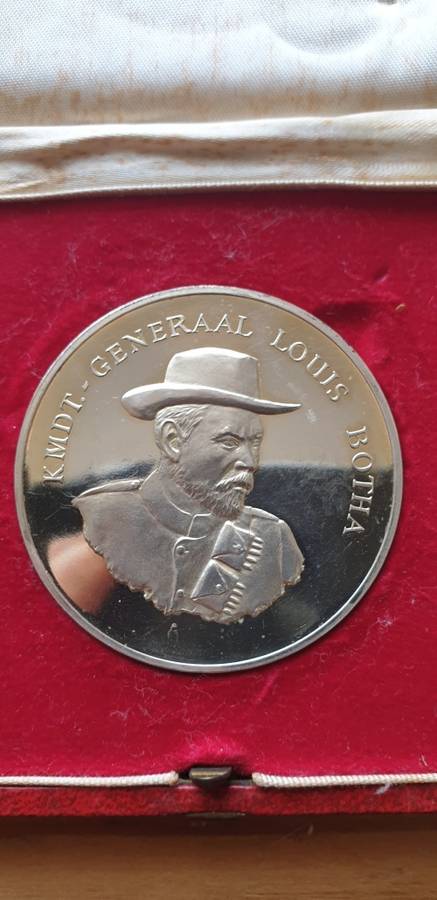 KMTD. GENERAL LOUIS BOTHA. BOER WAR MEDALION