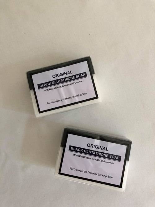 ORIGINAL BLACK GLUTATHIONE SOAP WITH ARBUTIN/LICORISE FOR SKIN LIGTENING- 135g x 2