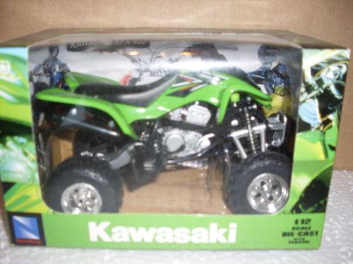 Kawasaki KFX 400 ATV (Scale 1:12) by NewRay