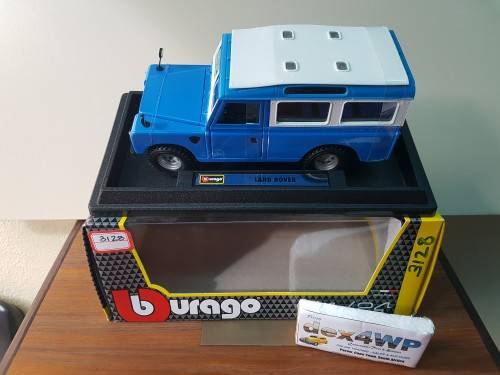 Land Rover (Scale 1:24) - Bburago