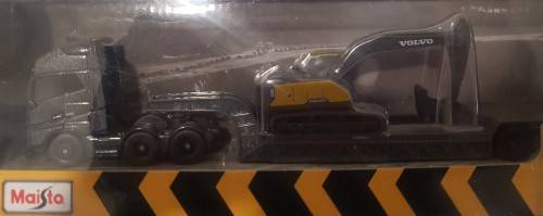 Volvo FH16 with Volvo EC220E Escavator with Bucket (Scale 1:87) by Maisto