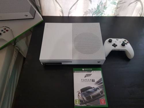 Xbox One S + Forza 7 + Free Courier