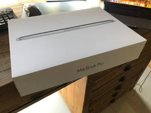 Apple Macbook Pro - 13 inch - 2017 - Touchbar - Space Grey - 256GB