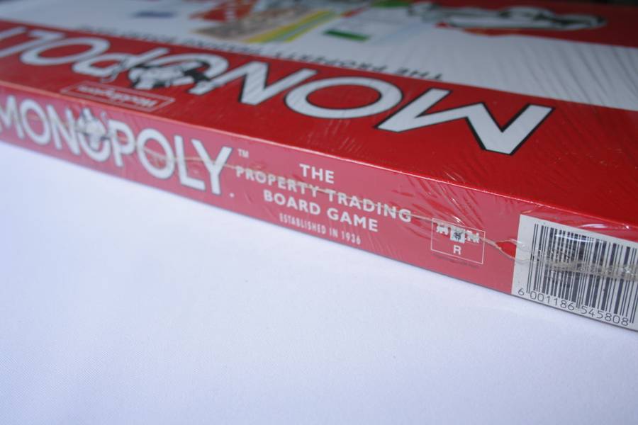 Original 1994 Waddingtons Monopoly  sealed in box