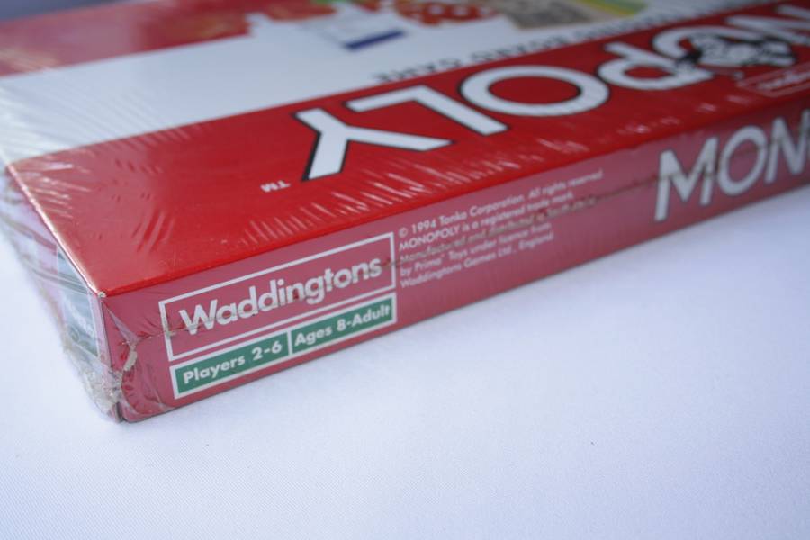 Original 1994 Waddingtons Monopoly  sealed in box