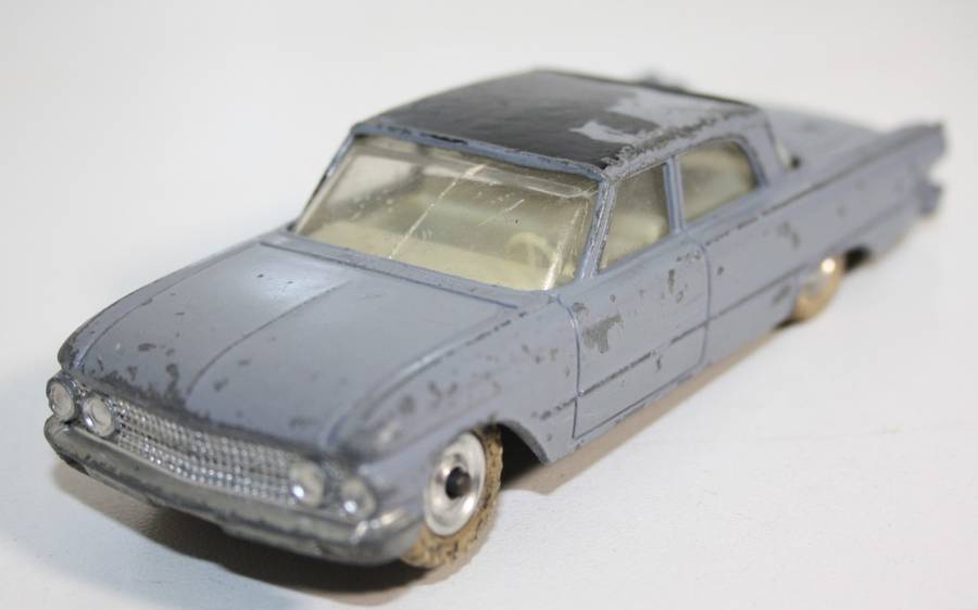 Original Vintage DINKY Ford Fairlane Meccano Ltd.