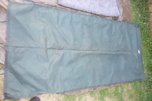2) A RHODESIAN ISSUE BLANKET & OLIVE GREEN BLANKET WRAP-IN GOOD CONDITION-LOW START!