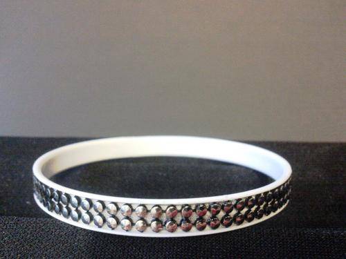 Stud Bangle White