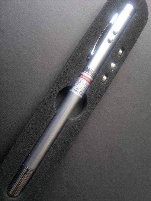 Red Ray LED Scalable Laser Pointer Pen
