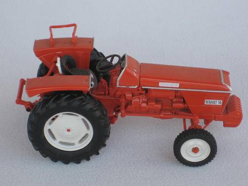 Universal Hobbies 1/43 Scale Tractor - Renault 56  1968