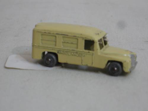 Matchbox Daimler Ambulance -  No 14