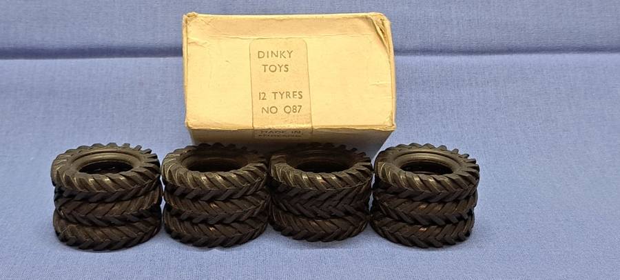 Dinky Toys Tyres No. 087 - 12 off in original box