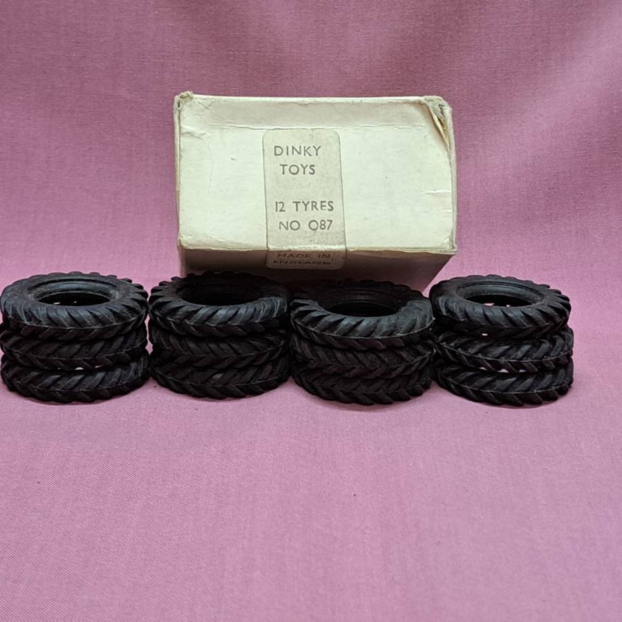 Dinky Toys Tyres No. 087 - 12 off in original box