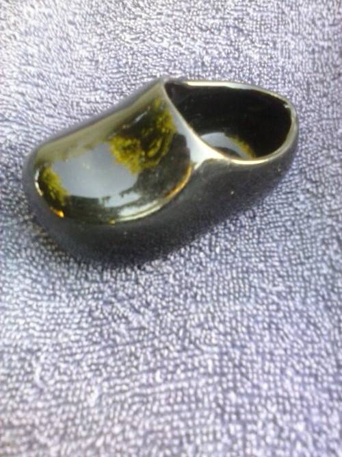 Dutch shoe ornament - small chip on the bottom, 9cm x 4.5cm