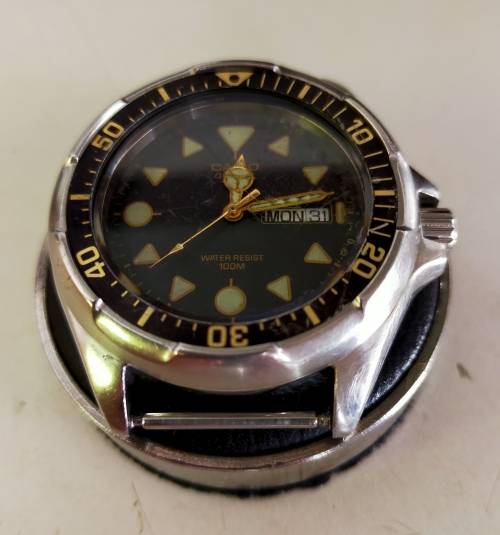 Vintage Casio Diver, full stainless case with rotating bezel
